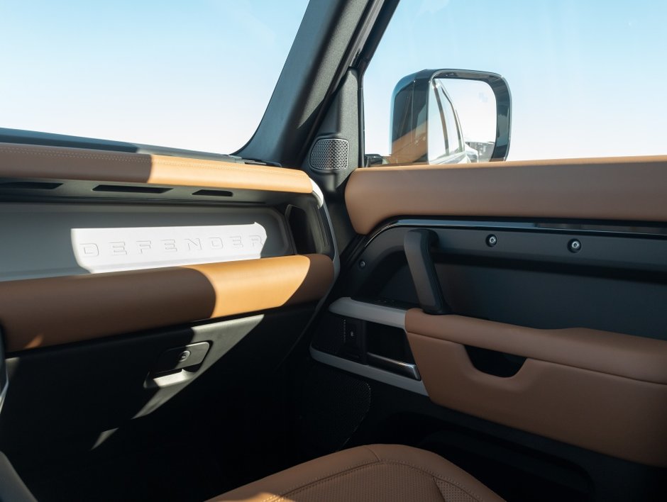 2024 Land Rover Defender S-24