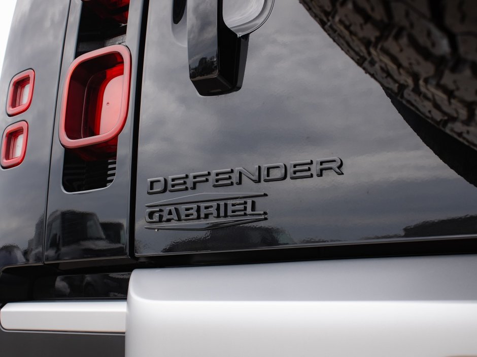 2024 Land Rover Defender S-34