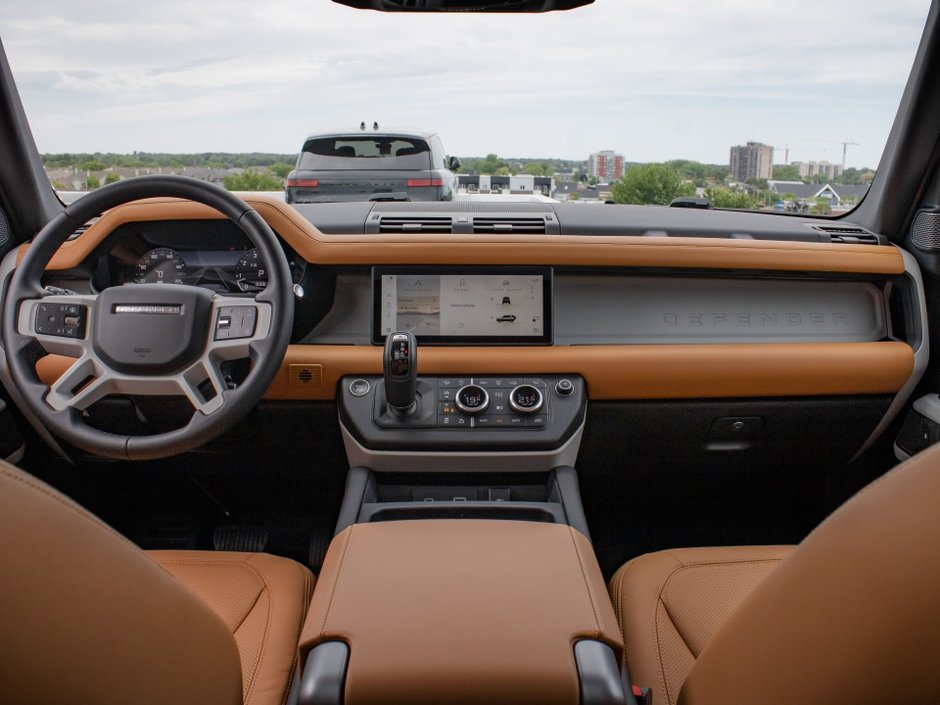 2024 Land Rover Defender S-14