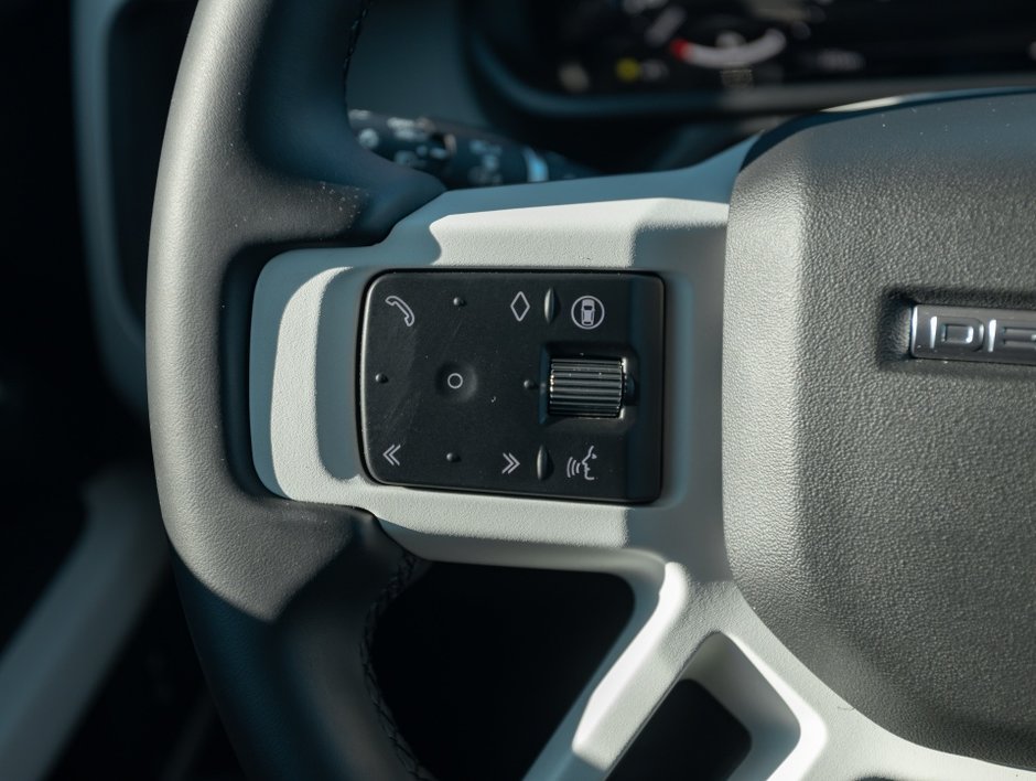2024 Land Rover Defender S-12