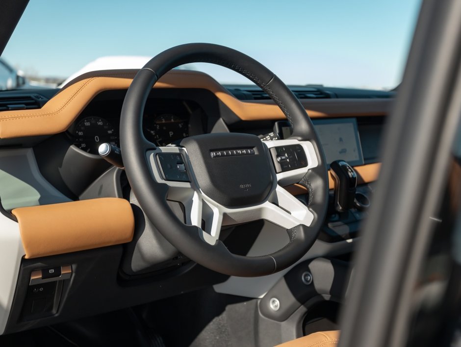 2024 Land Rover Defender S-8