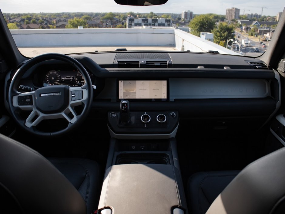 2024 Land Rover Defender S-14