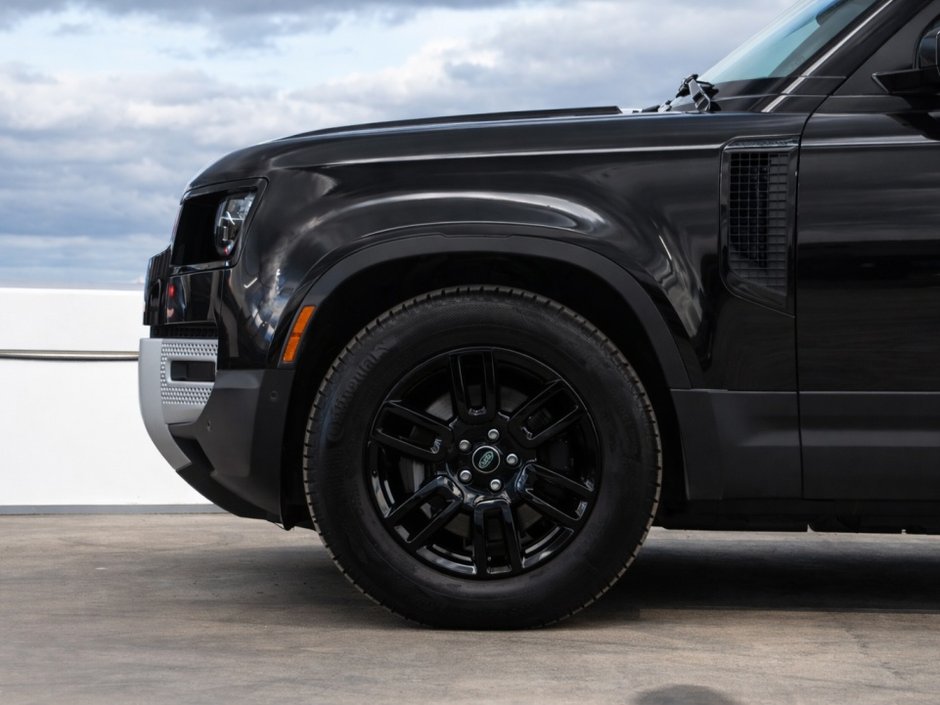 2024 Land Rover Defender S-6