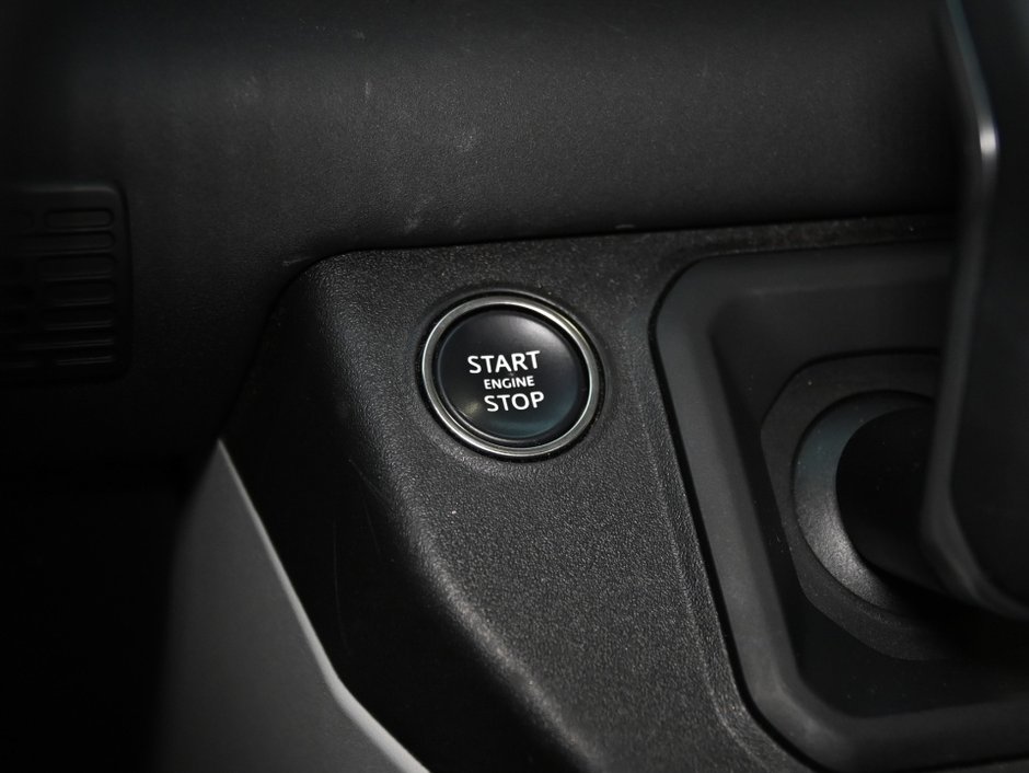 2024 Land Rover Defender S-25