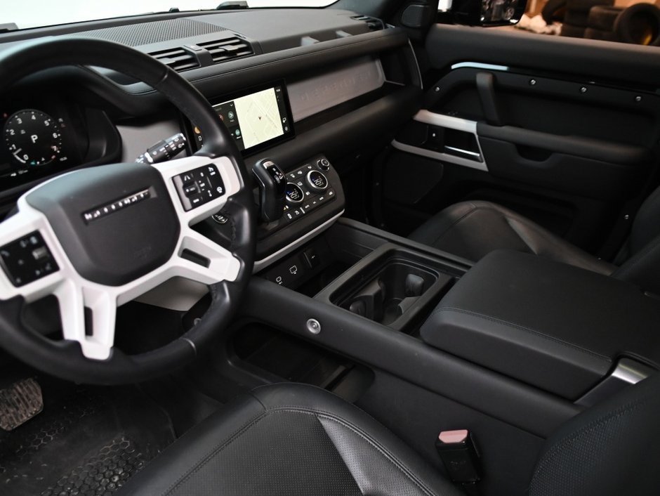 2024 Land Rover Defender S-15