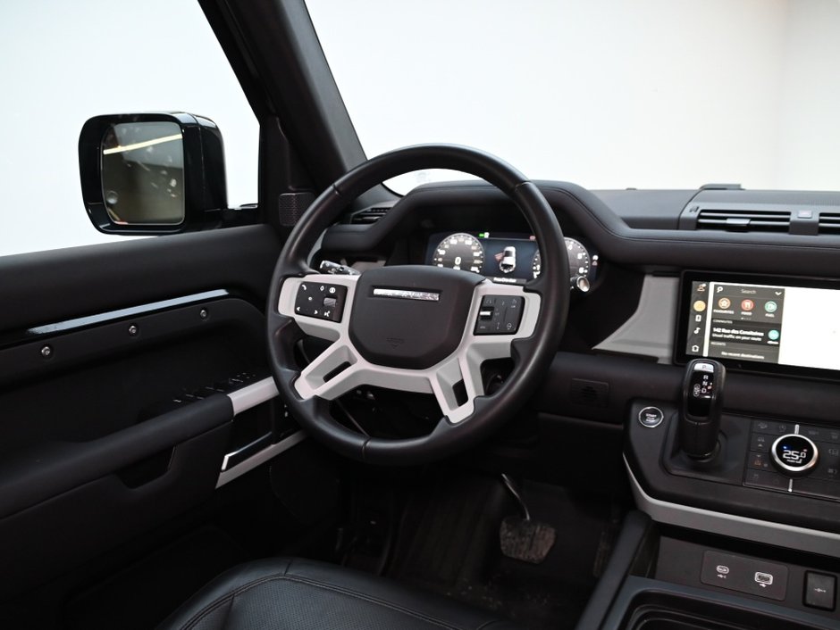 2024 Land Rover Defender S-28