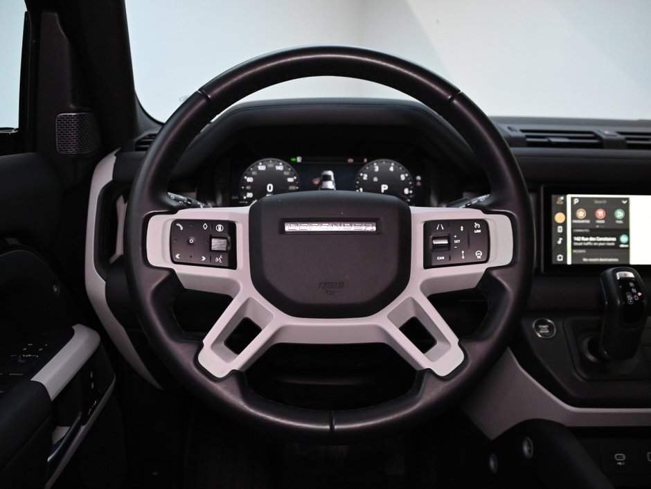 2024 Land Rover Defender S-18