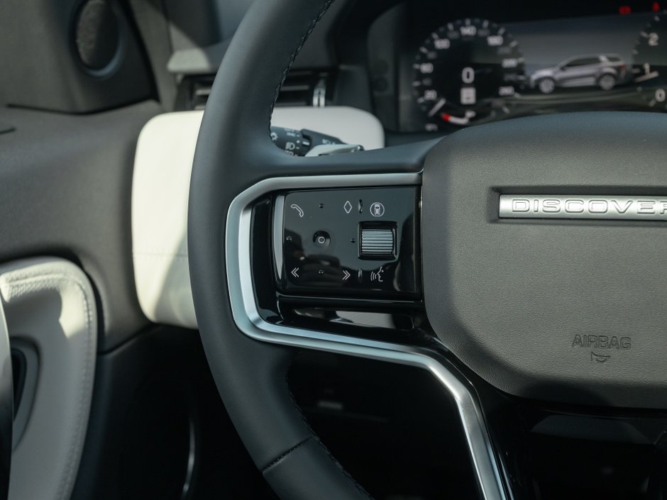 2024 Land Rover DISCOVERY SPORT Dynamic SE-18