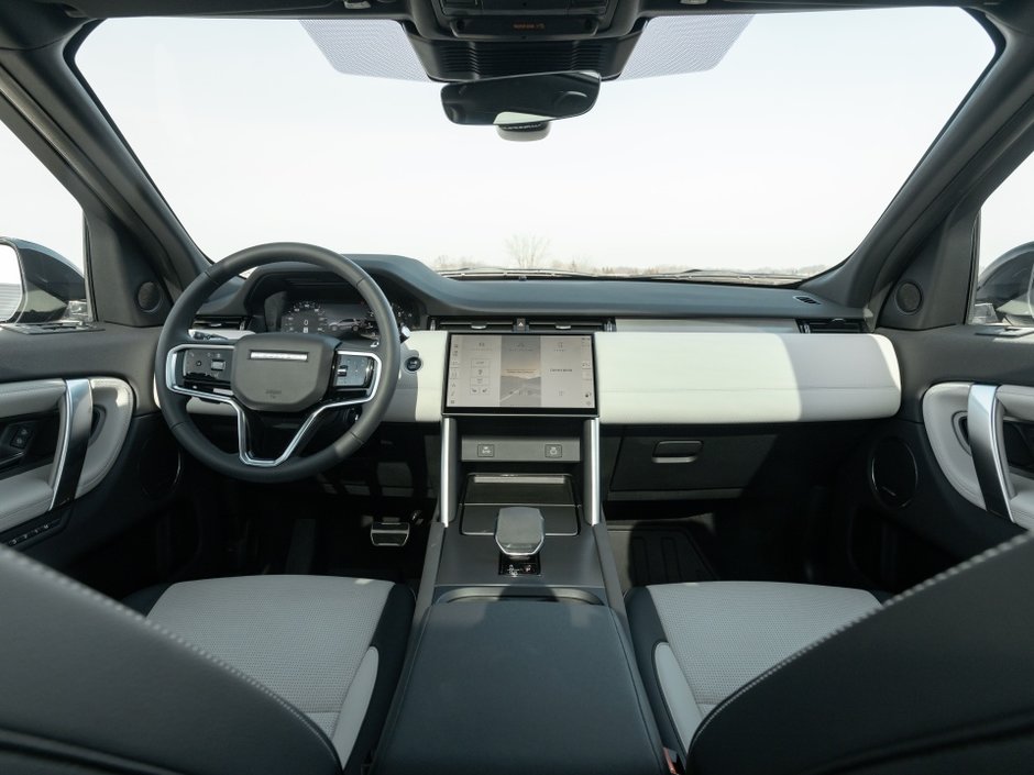 2024 Land Rover DISCOVERY SPORT Dynamic SE-16