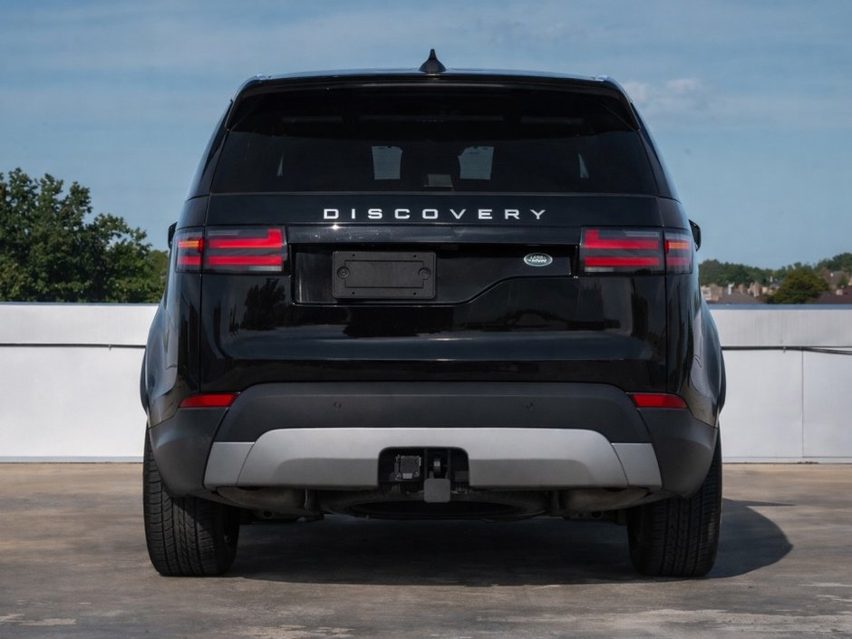 2023 Land Rover Discovery S-6