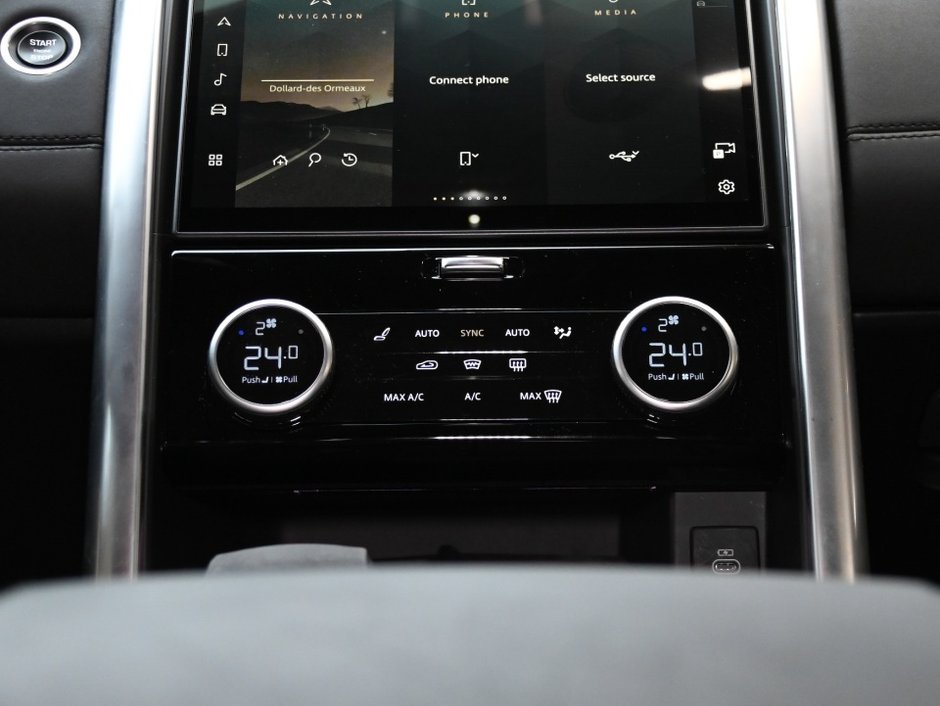 2023 Land Rover Discovery S-23