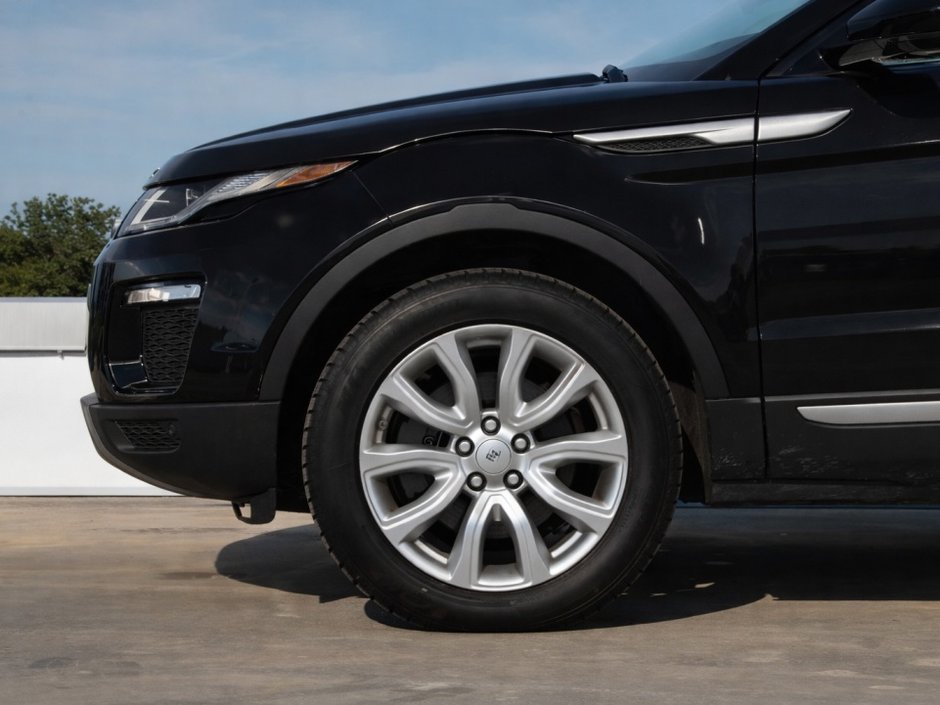 2019 Land Rover Range Rover Evoque SE-7