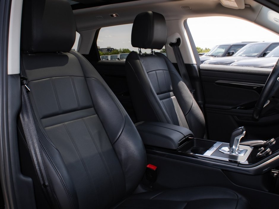 2022 Land Rover Range Rover Evoque S-26