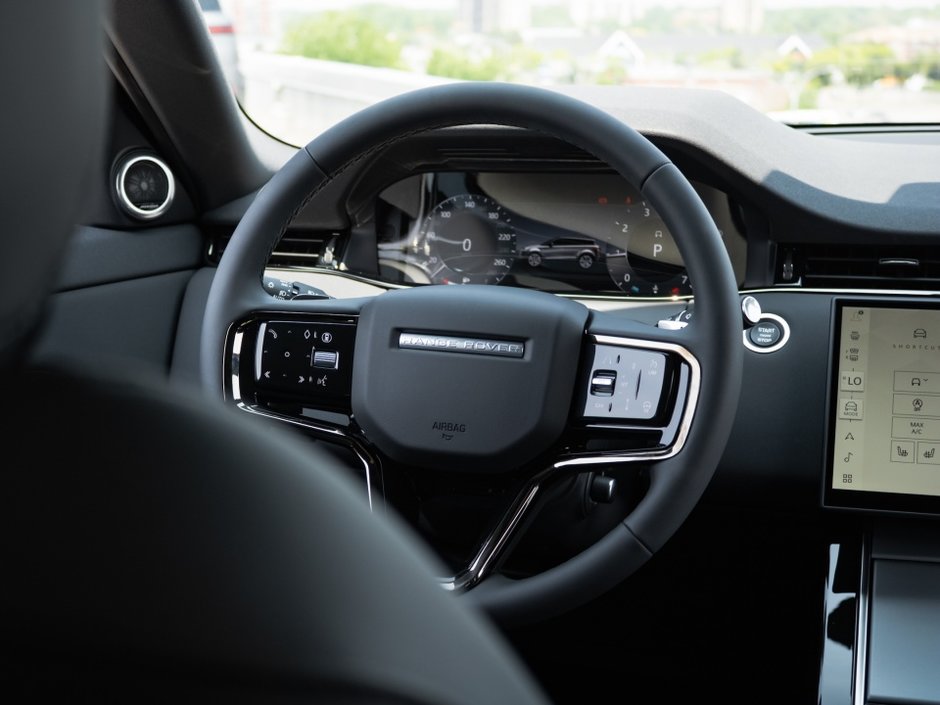 2024 Land Rover Range Rover Evoque S-18