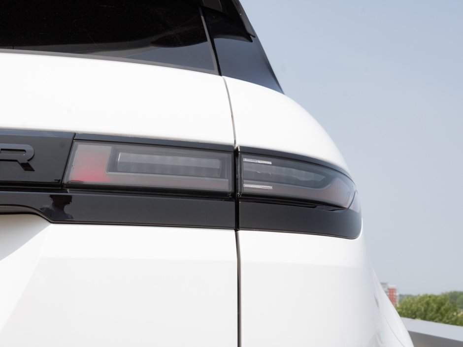 2024 Land Rover Range Rover Evoque S-30