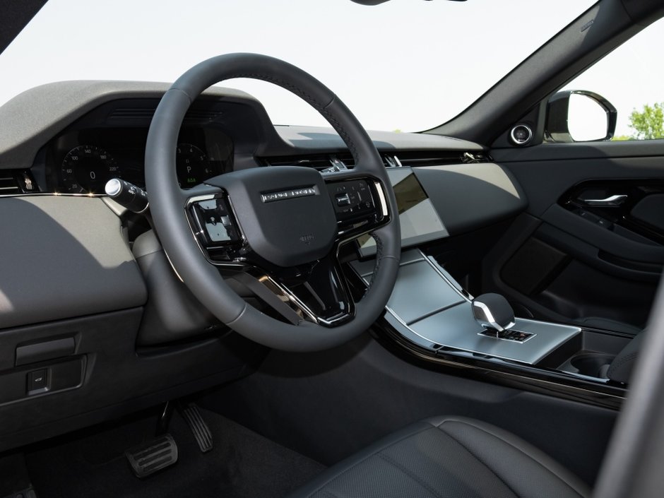 2024 Land Rover Range Rover Evoque S-2