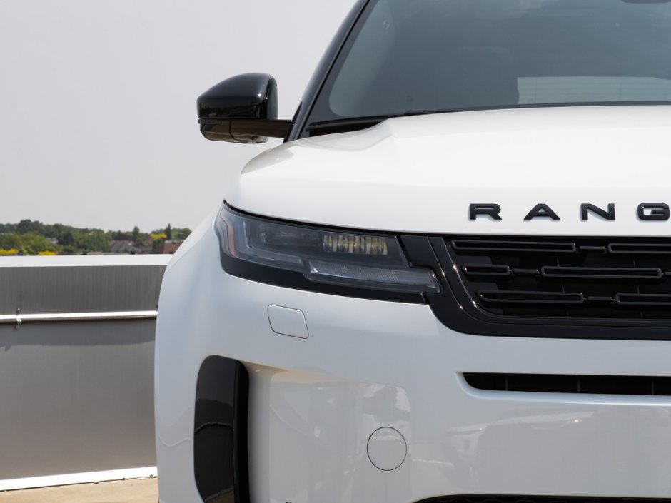 2024 Land Rover Range Rover Evoque S-28