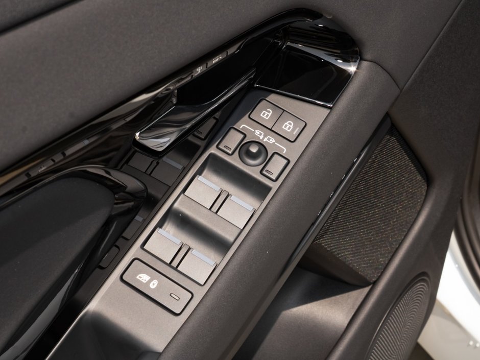 2024 Land Rover Range Rover Evoque S-9