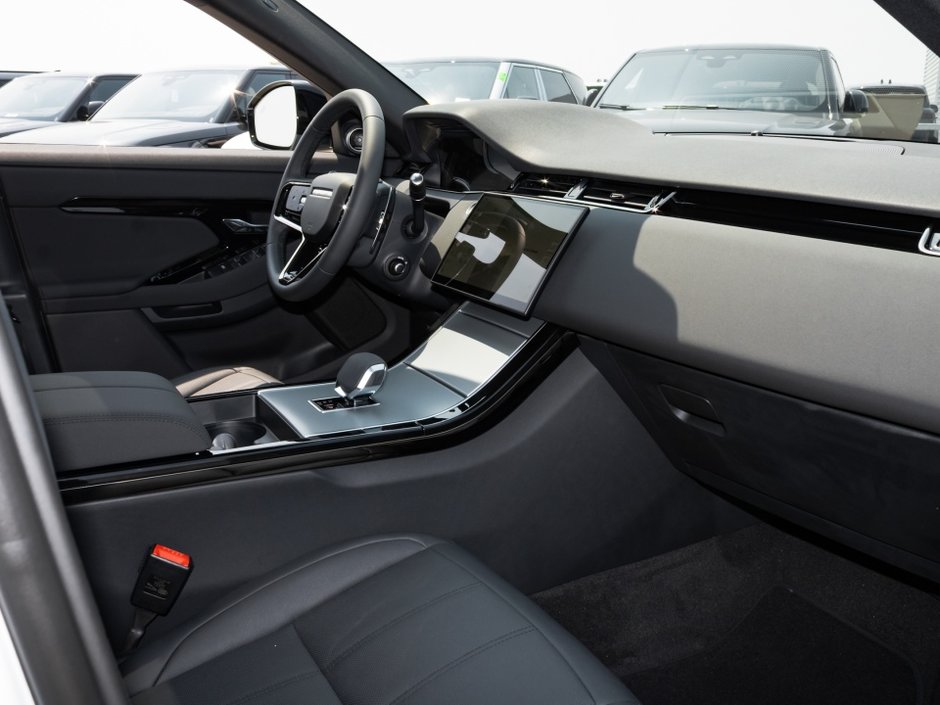 2024 Land Rover Range Rover Evoque S-27