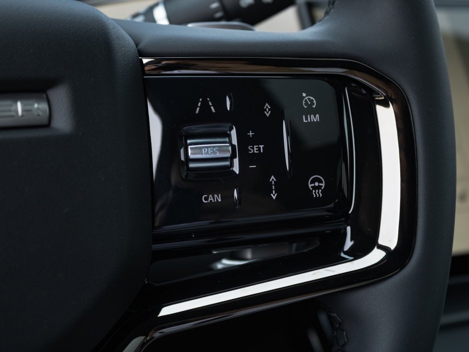 2024 Land Rover Range Rover Evoque S-16