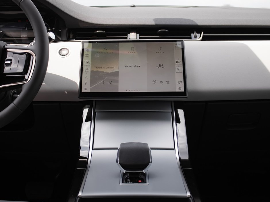 2024 Land Rover Range Rover Evoque S-13