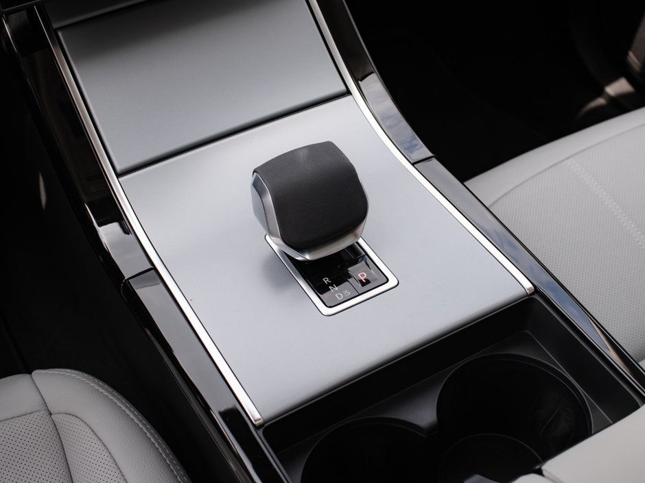 2024 Land Rover Range Rover Evoque S-16
