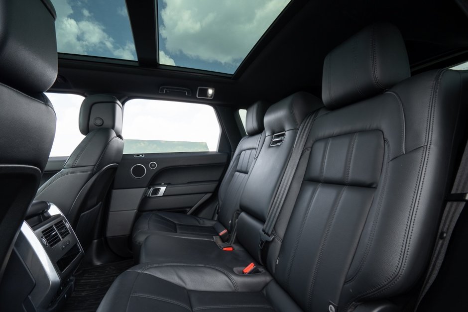 2020 Land Rover Range Rover Sport SE-3