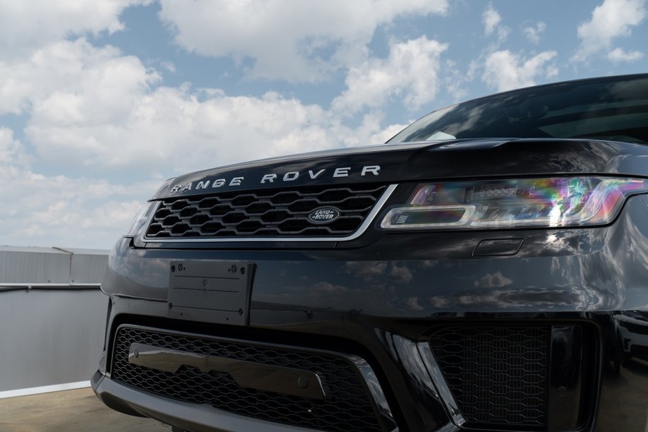 2020 Land Rover Range Rover Sport SE-17