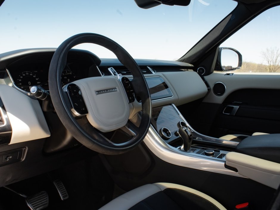 2022 Land Rover Range Rover Sport HST-2