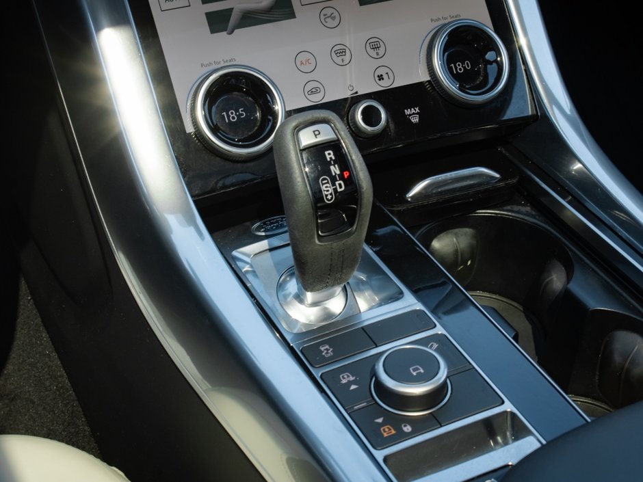 2022 Land Rover Range Rover Sport HST-23