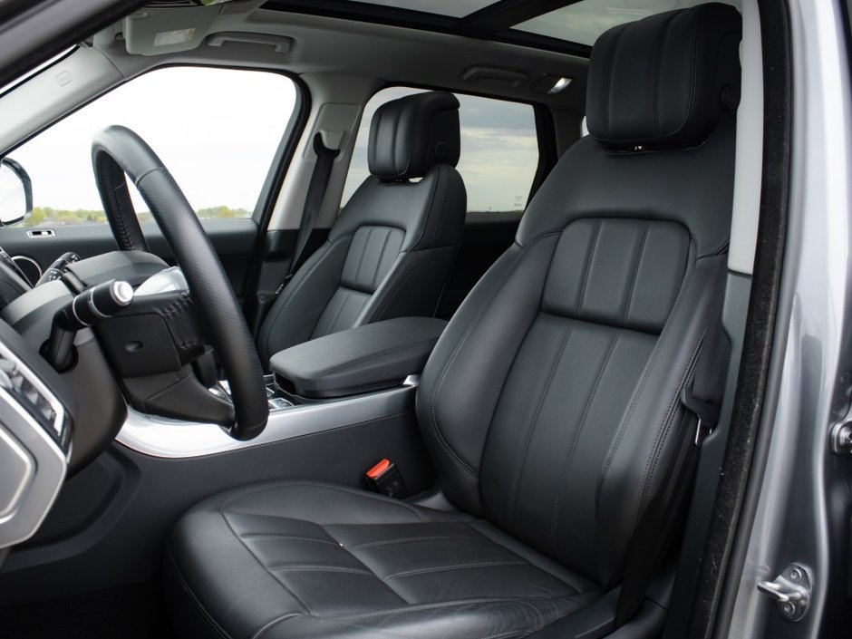 2022 Land Rover Range Rover Sport SE-13