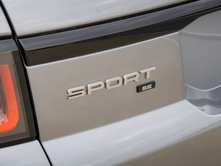 2022 Land Rover Range Rover Sport SE-36