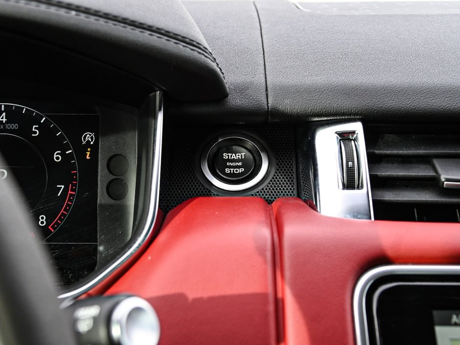 Land Rover Range Rover Sport HST 2022-17