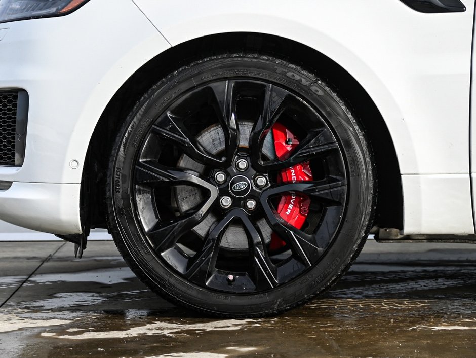 Land Rover Range Rover Sport HST 2022-35