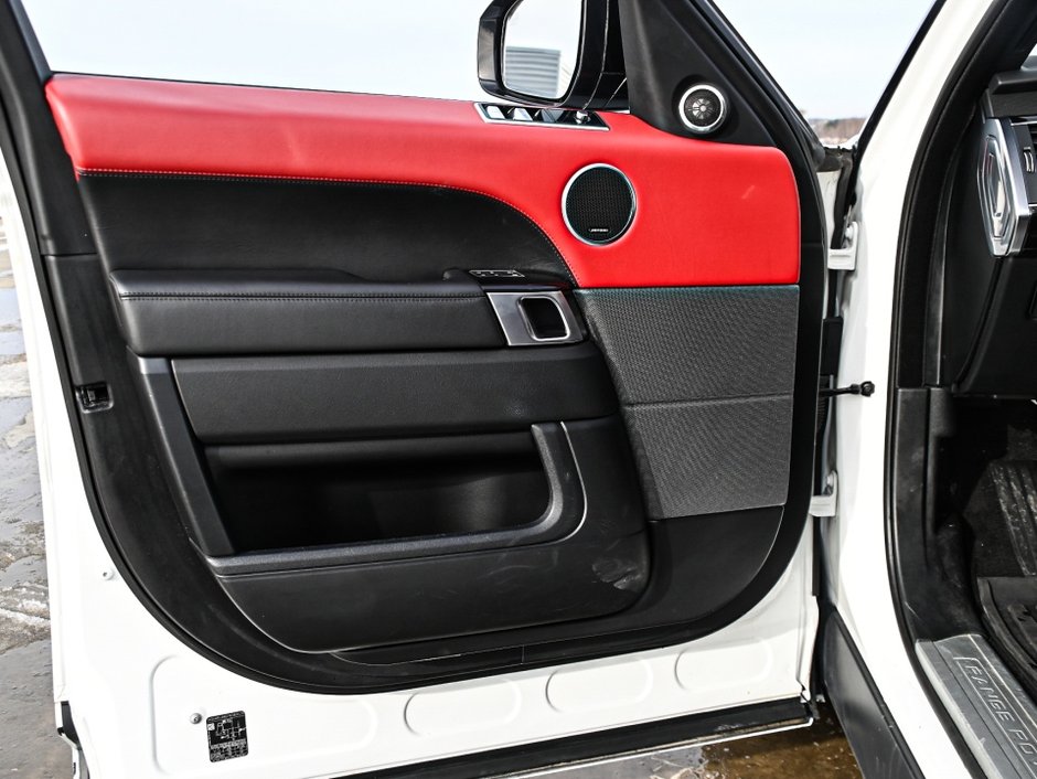 Land Rover Range Rover Sport HST 2022-8