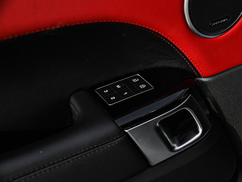 Land Rover Range Rover Sport HST 2022-10