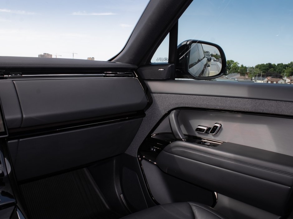 2023 Land Rover Range Rover Sport Dynamic S-24