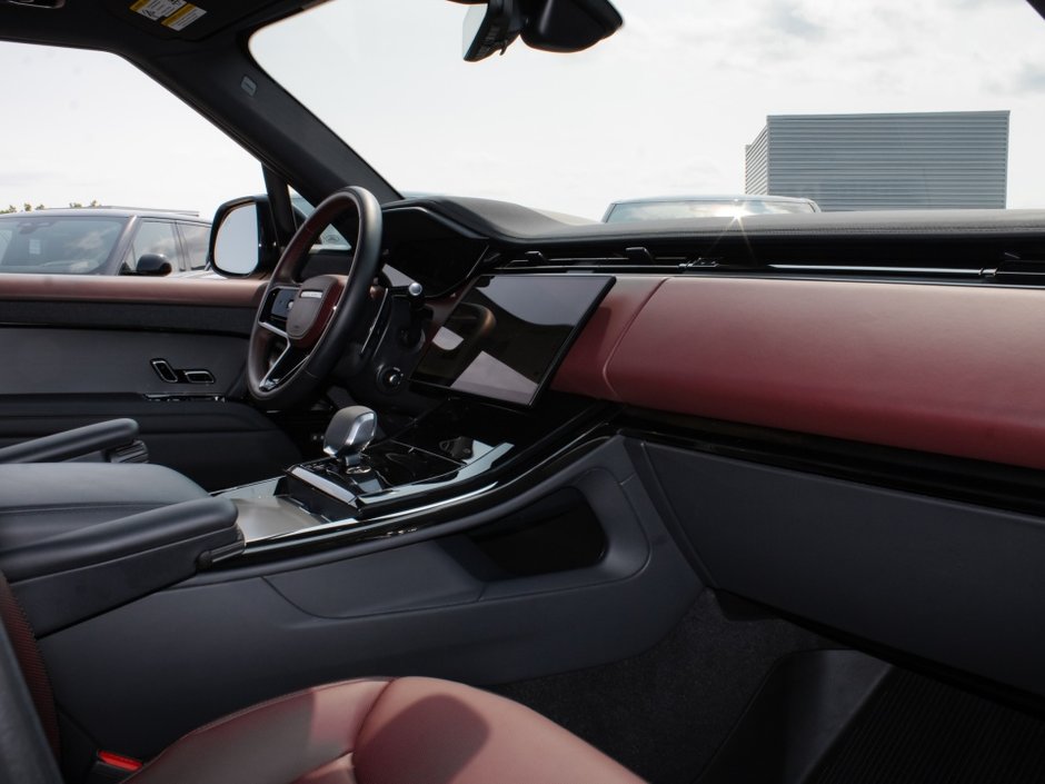 2024 Land Rover Range Rover Sport Dynamic HSE-25