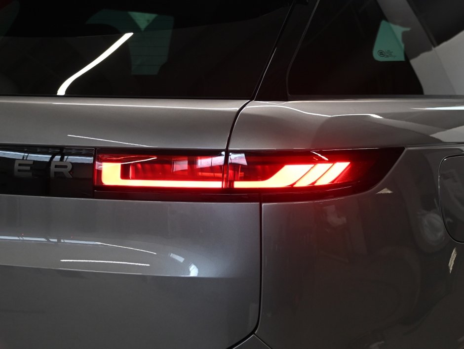 2024 Land Rover Range Rover Sport Dynamic HSE-26