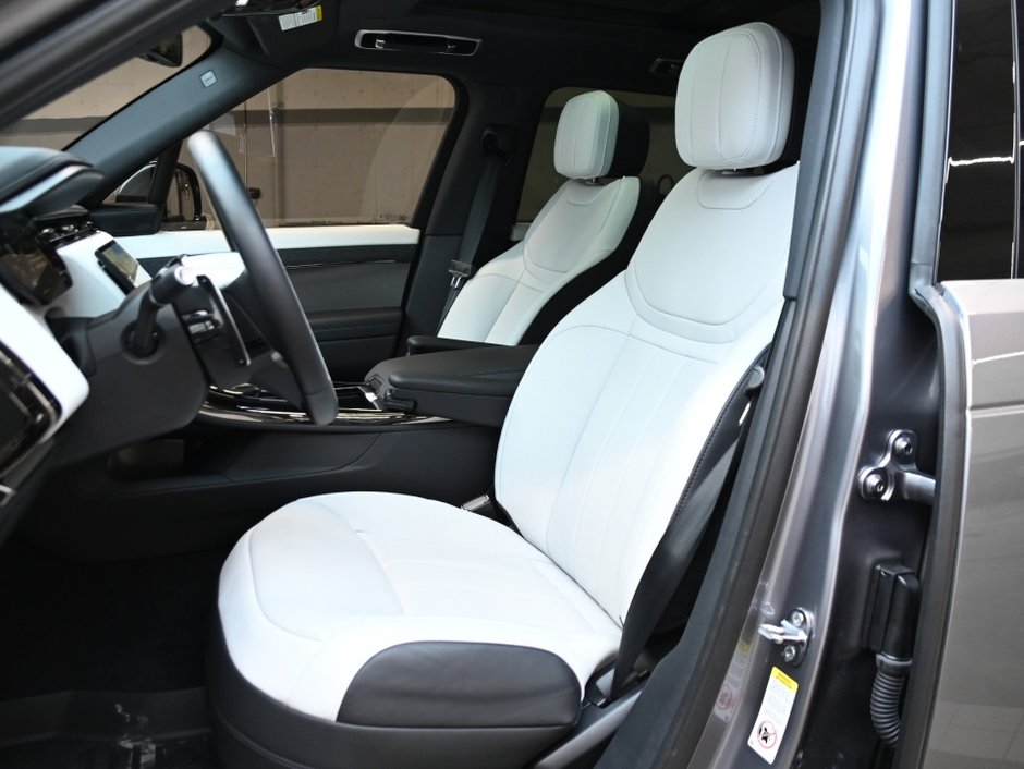 2024 Land Rover Range Rover Sport Dynamic HSE-9