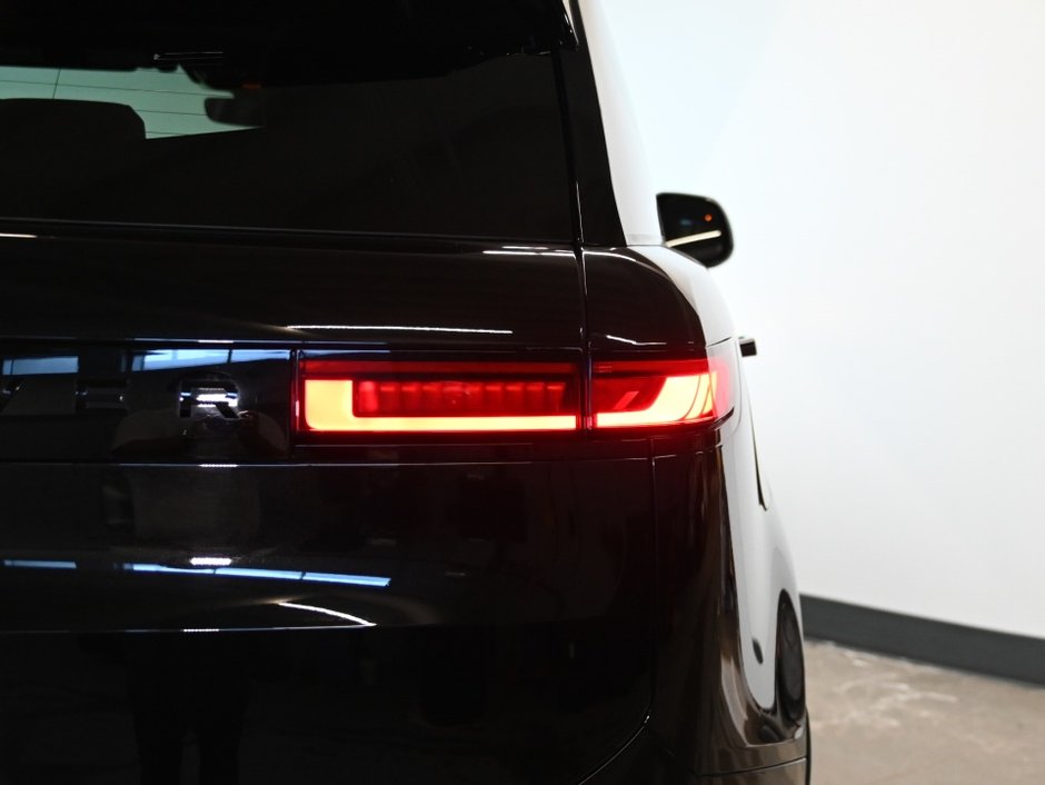 2025 Land Rover Range Rover Sport Dynamic SE-27