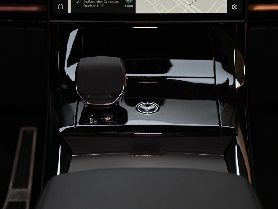 2025 Land Rover Range Rover Sport Dynamic SE-23