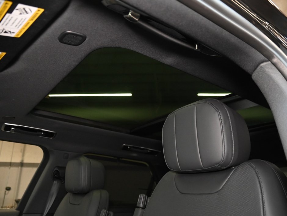 2025 Land Rover Range Rover Sport Dynamic SE-25