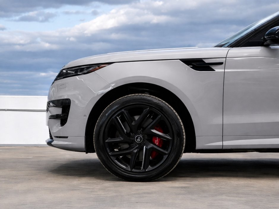 2025 Land Rover Range Rover Sport Dynamic SE-6