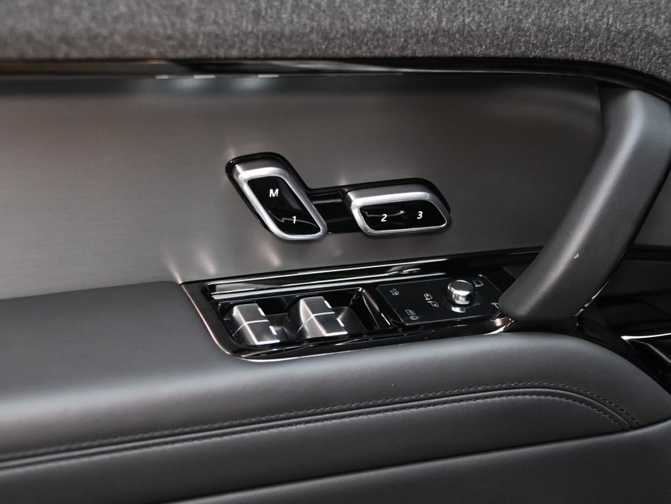 2025 Land Rover Range Rover Sport Dynamic SE-8