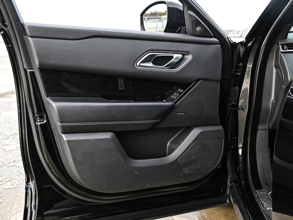 Land Rover Range Rover Velar R-Dynamic S 2020-8