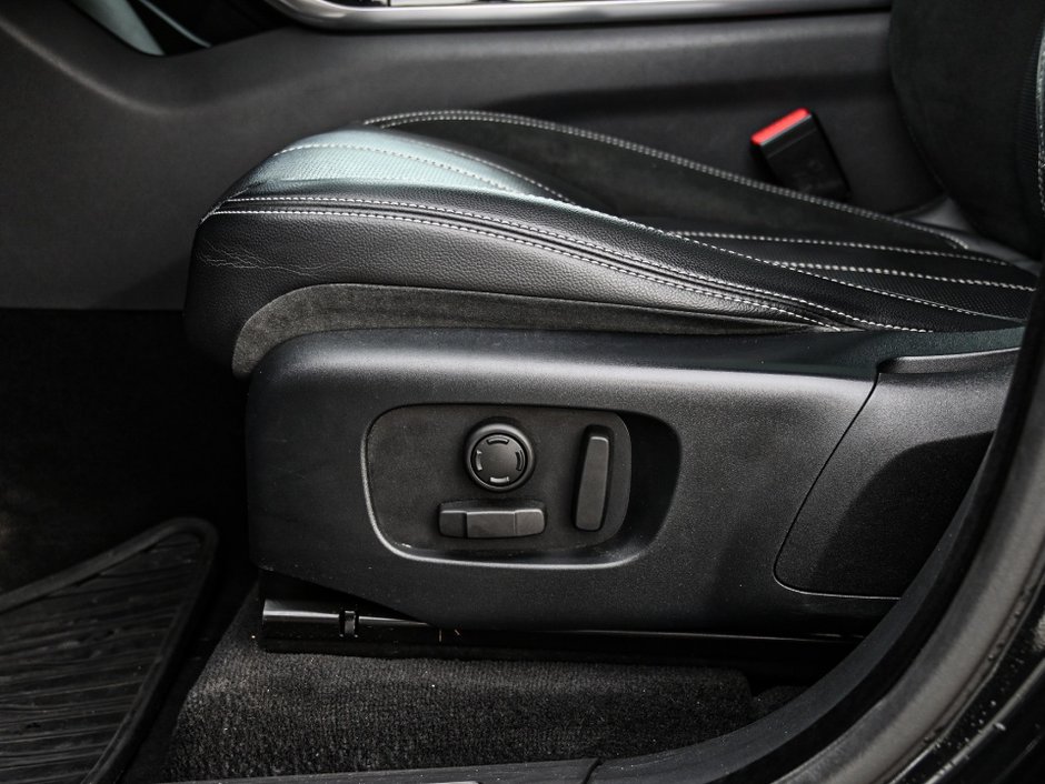 Land Rover Range Rover Velar R-Dynamic S 2020-12