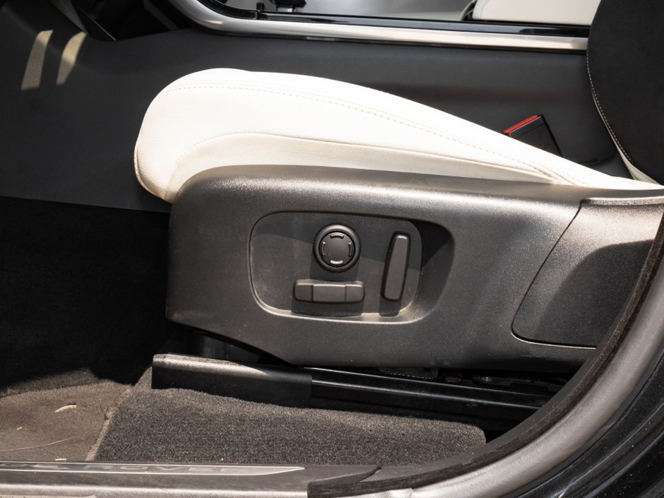 Land Rover Range Rover Velar S 2021-11