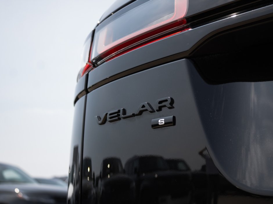 Land Rover Range Rover Velar S 2021-31