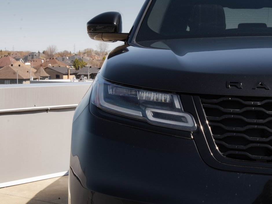 2022 Land Rover Range Rover Velar S-27